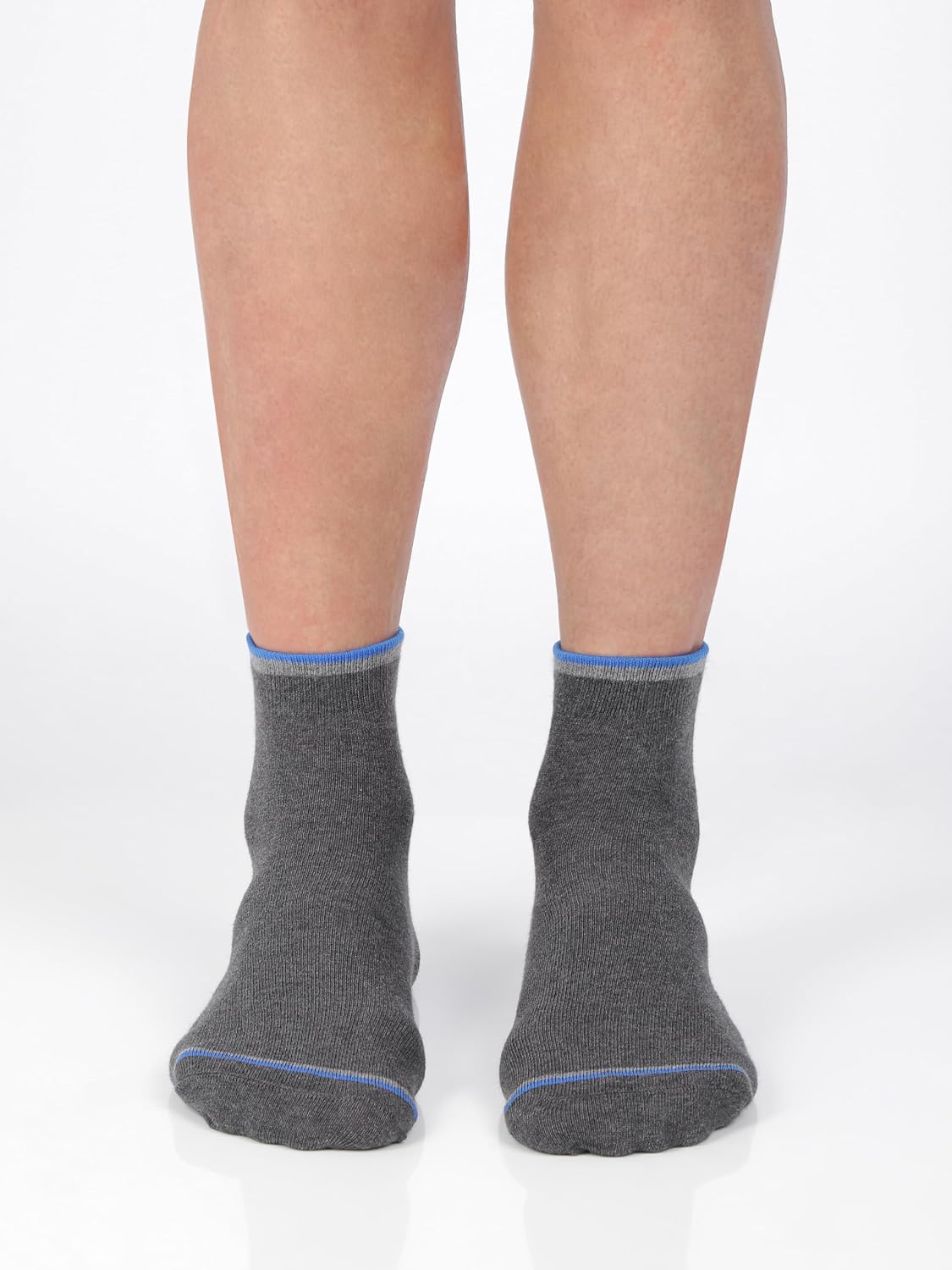 Model wearing Jockey charcoal ankle length compact cotton socks