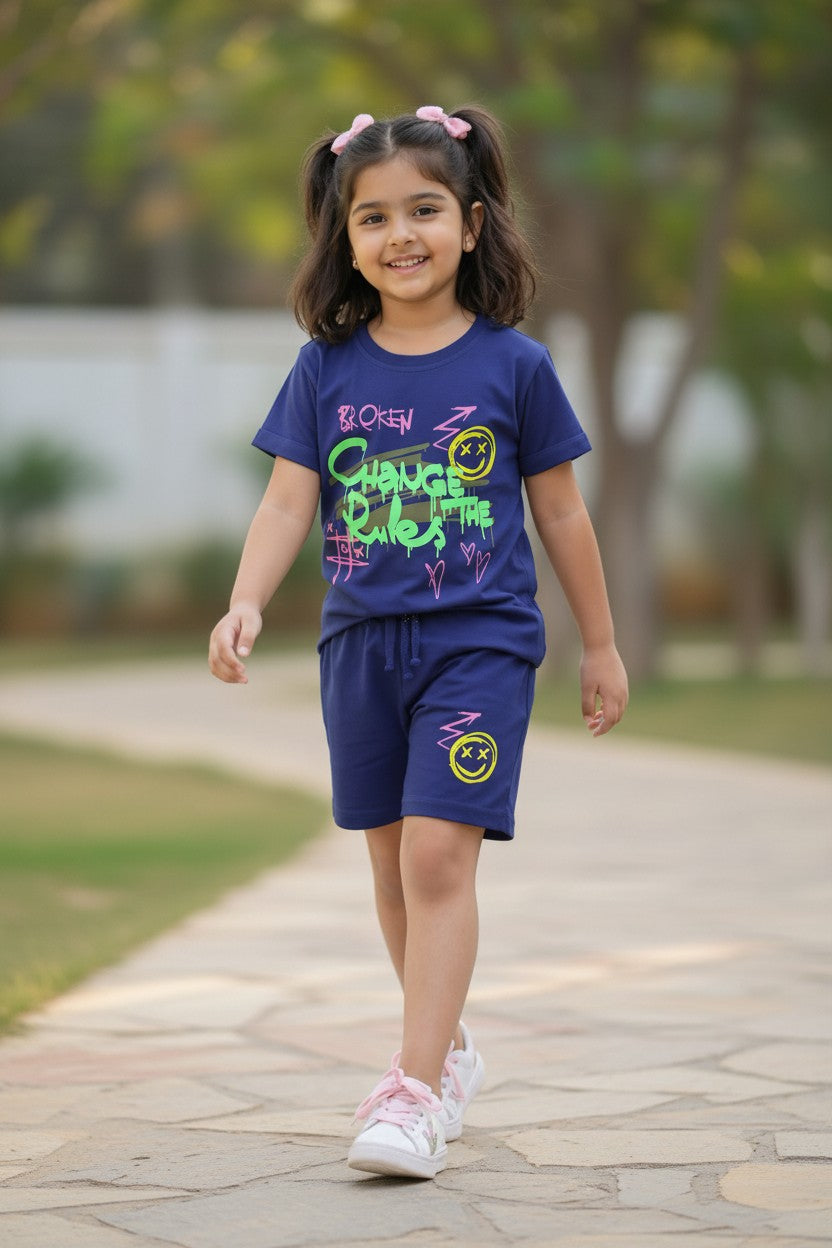 Tomato girls purple graffiti print T-shirt and shorts set