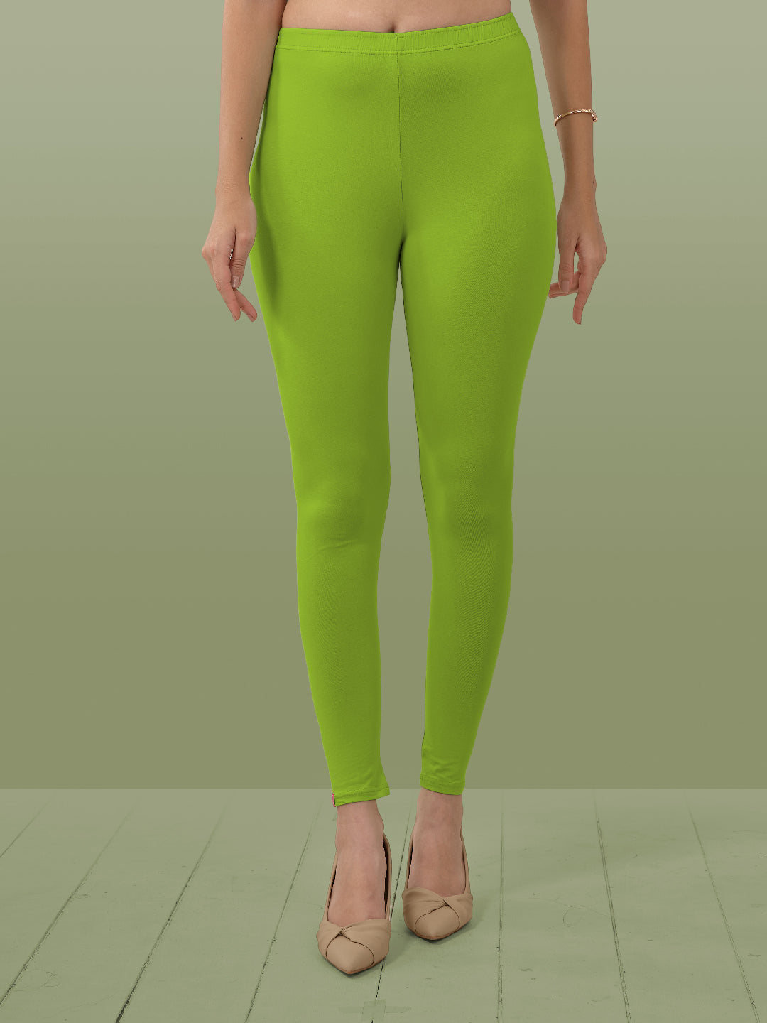 15-PARROTGREEN
